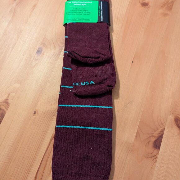 Pro Compression Marathon Socks - maroon and mint stripe - Picture 1 of 4